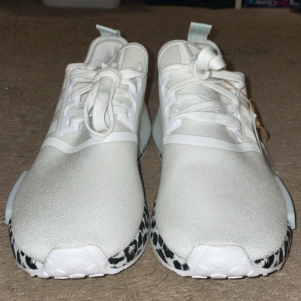 Adidas Originals NMD_R1 Boost white leopard women’s athletic shoes - Picture 5 of 10
